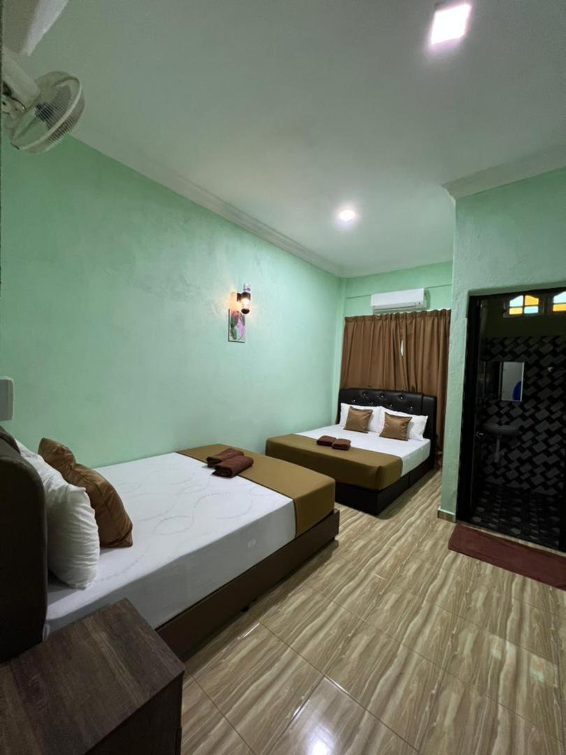Perhentian Mama'S Hotell Kampong Pasir Hantu Eksteriør bilde