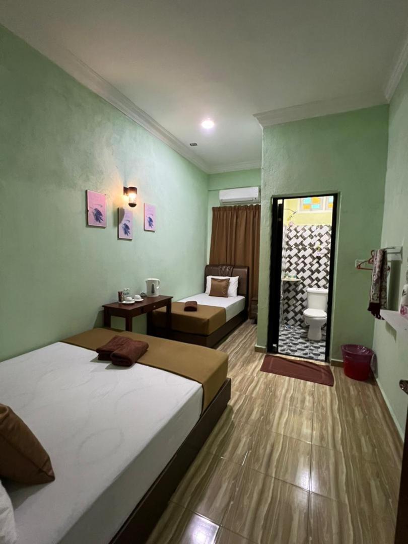 Perhentian Mama'S Hotell Kampong Pasir Hantu Eksteriør bilde